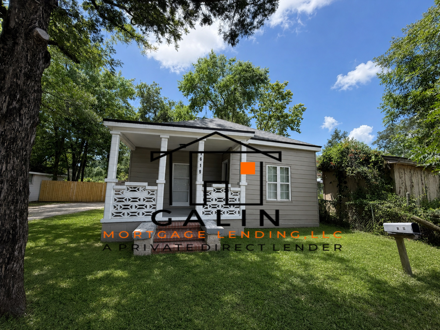 Savannah House: 1619 Cornwall St