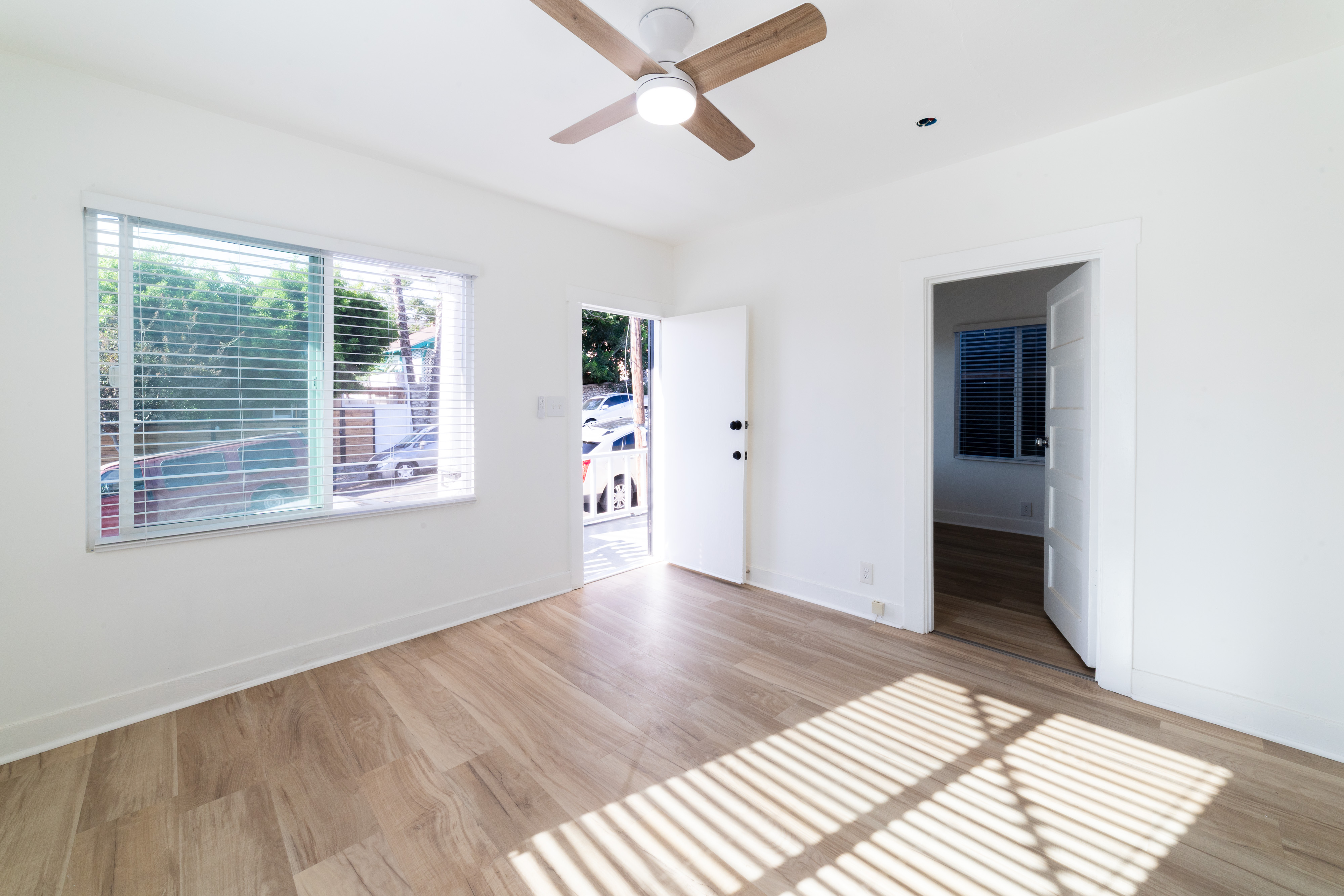 Los Angeles House: 1610 Kearney St