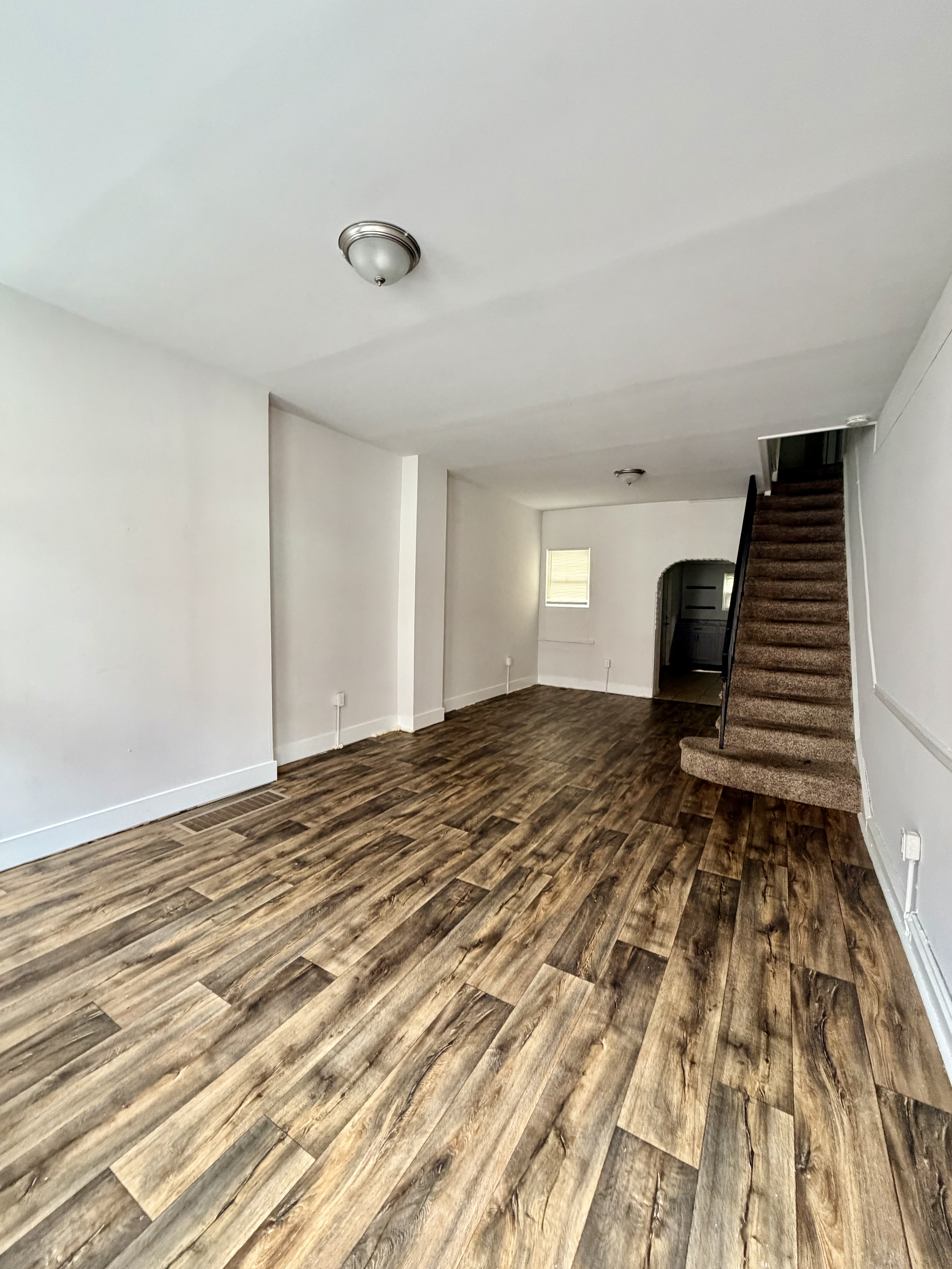 Philadelphia Townhome: 2054 E Stella St