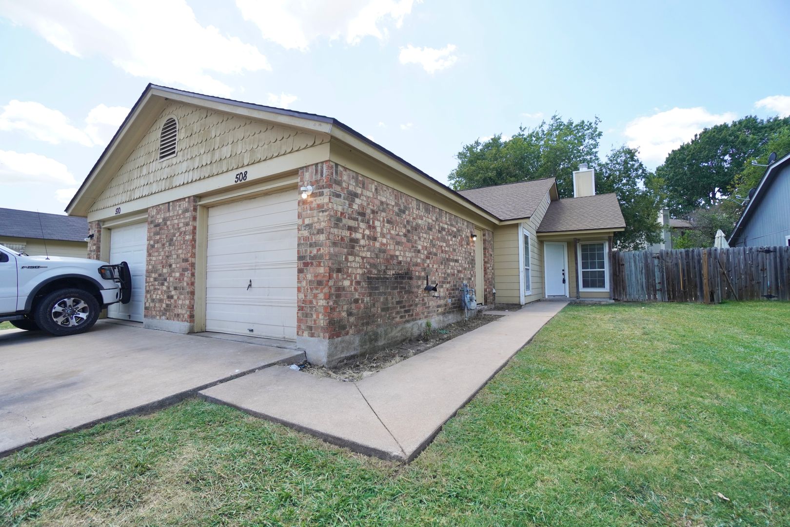 Round Rock Condo: 508 Greenlawn Boulevard