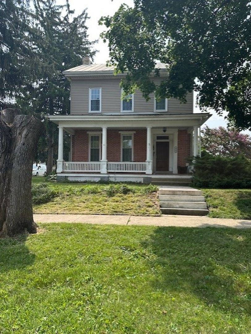 Palmyra Condo: 414 E Main St -