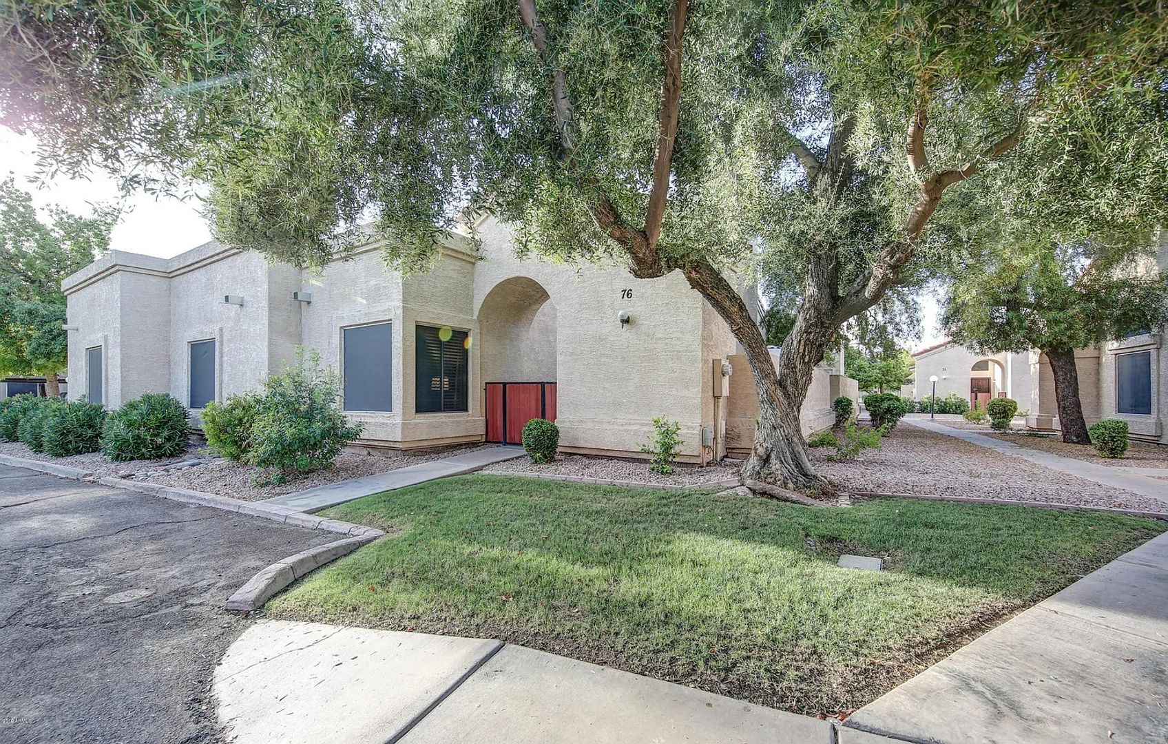 Chandler House: 1111 W Summit Pl