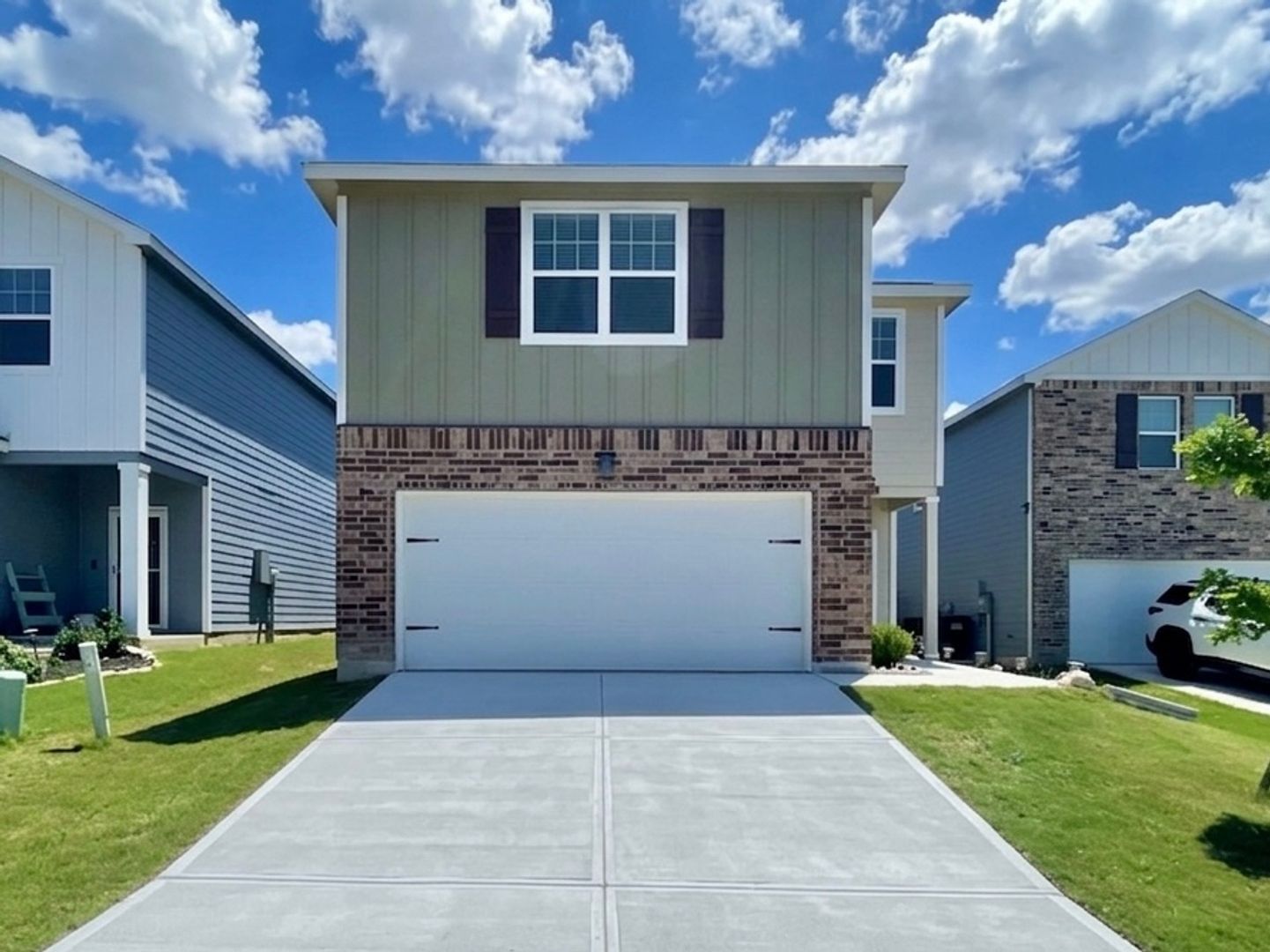 San Antonio House: 12731 Cygnus