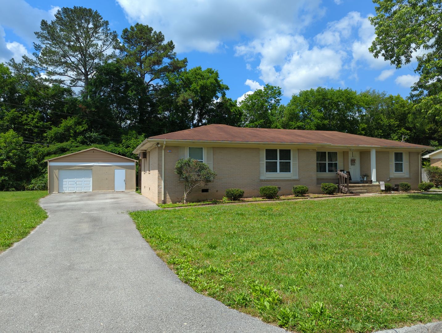 Hixson Condo: 7266 Valley Ln