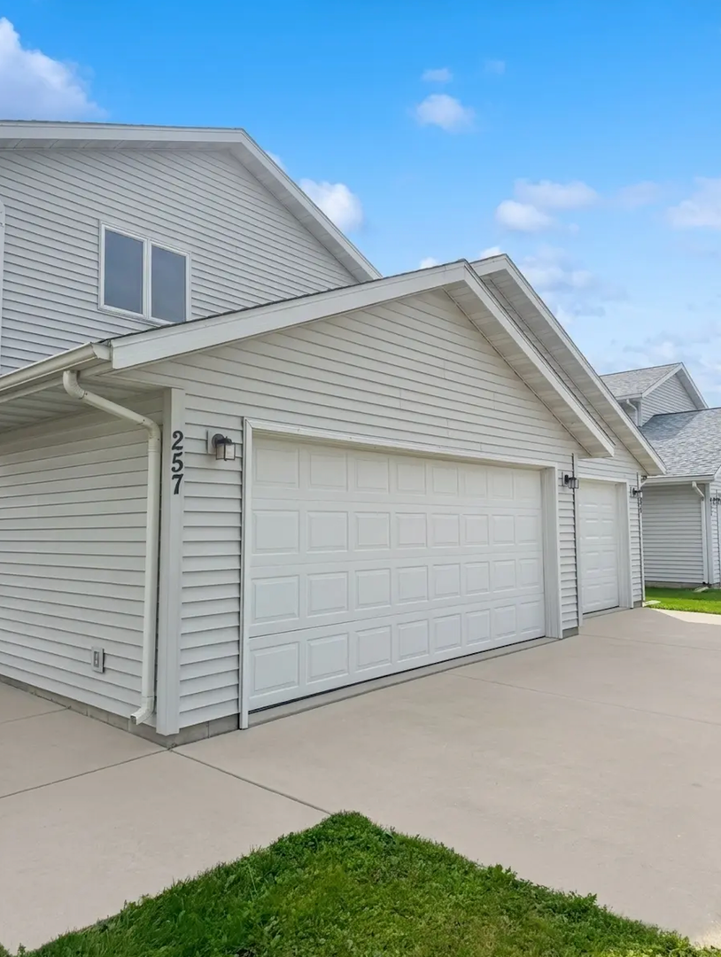 Dane Condo: 255 North Street