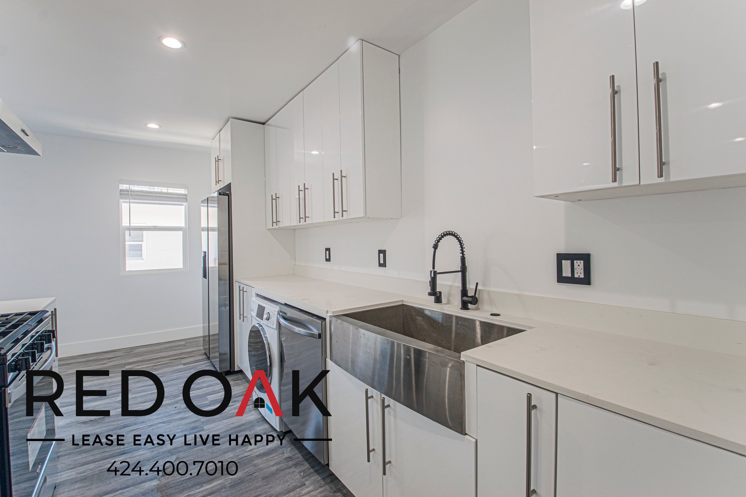 Los Angeles Condo: 1350 North Fuller Avenue