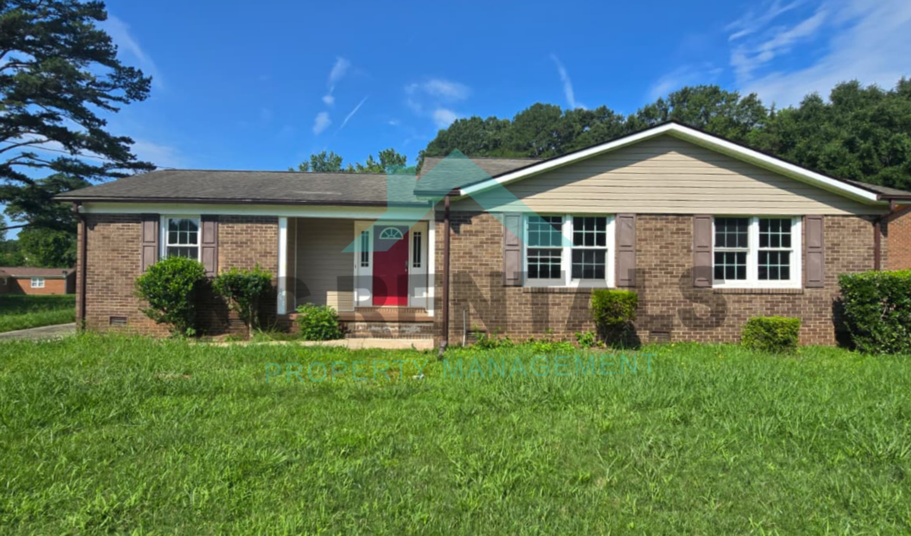 Salisbury House: 165 Hawkins Loop Rd