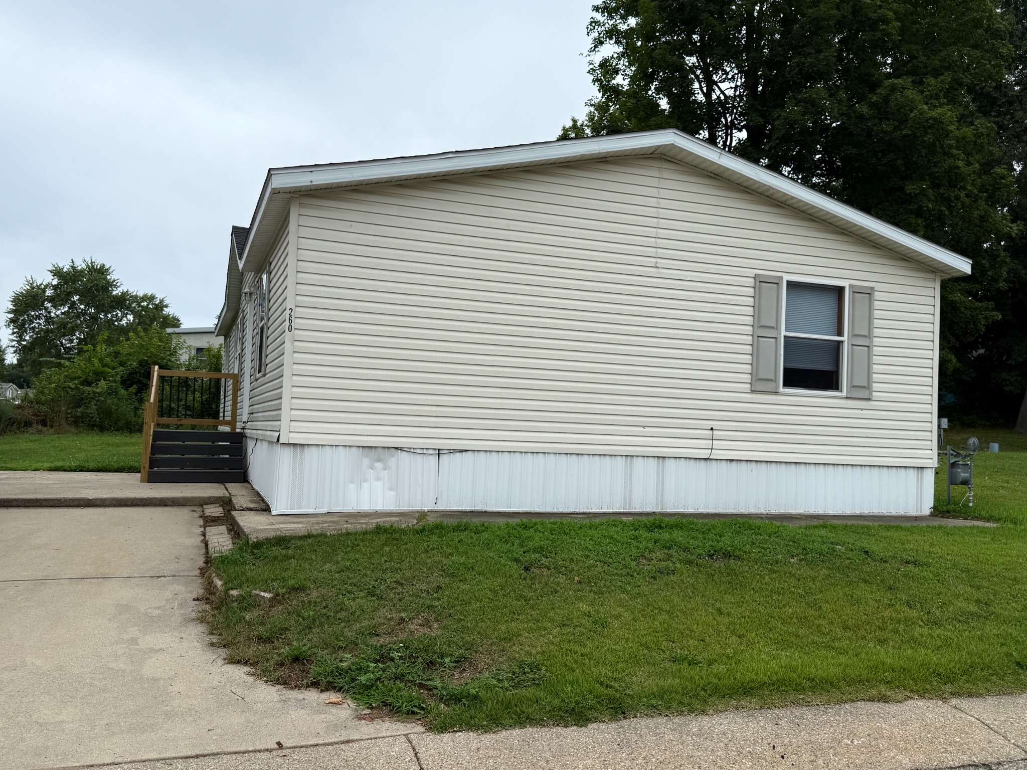 Battle Creek House: 260 Timber Lane