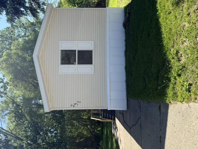 Battle Creek House: 251 Timber Ln