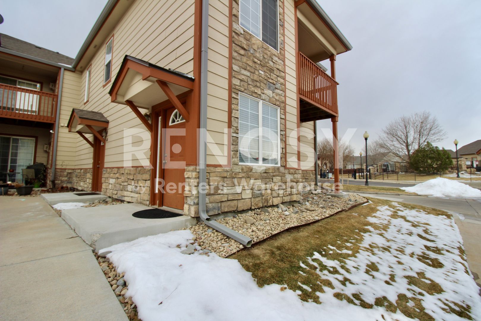Thornton House: 3242 E 103rd Dr