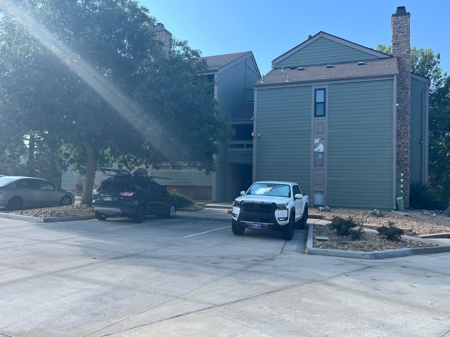 Aurora House: 14120 E Temple Dr