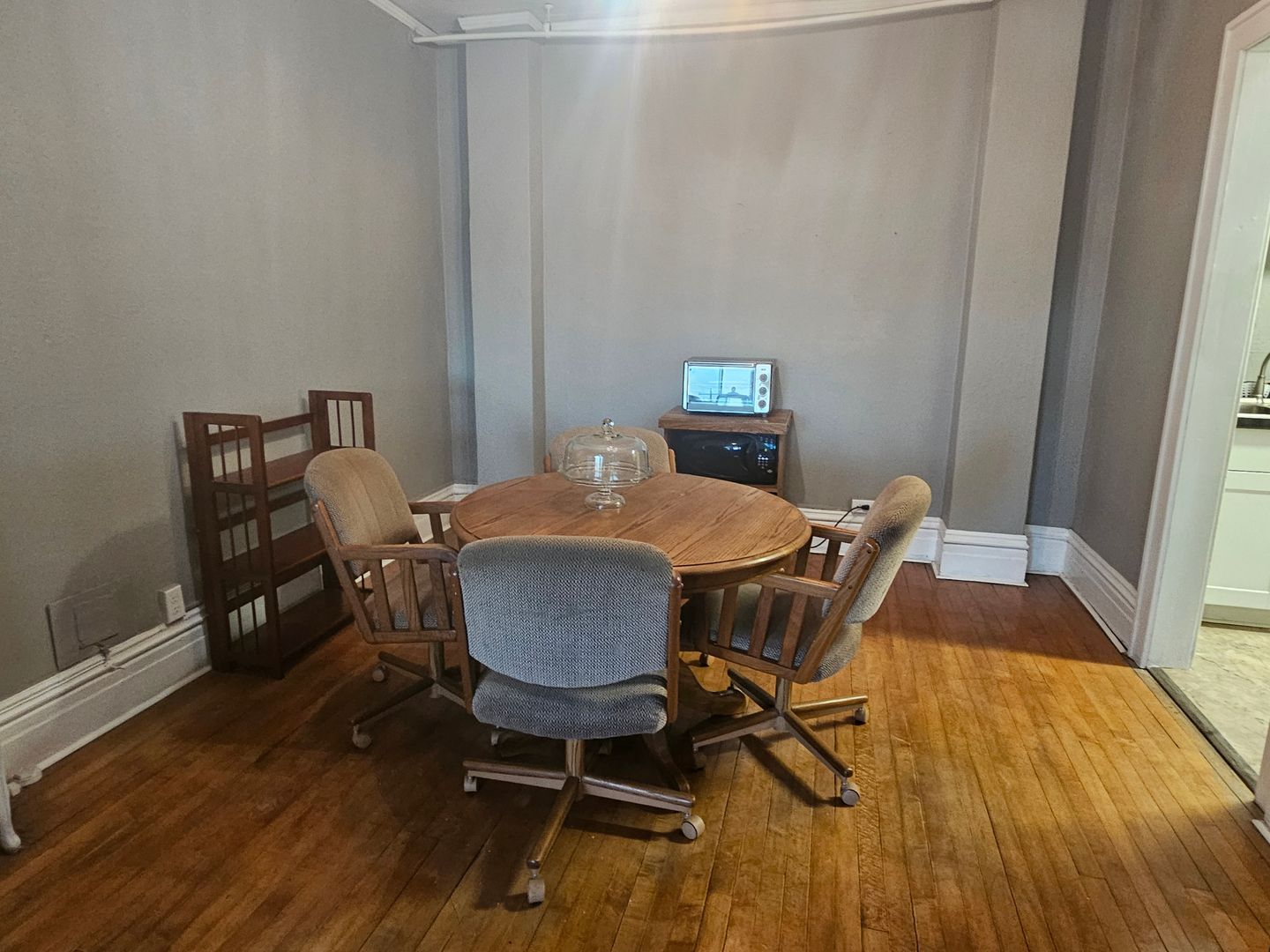 Albert Lea Apartment: 133 W William St
