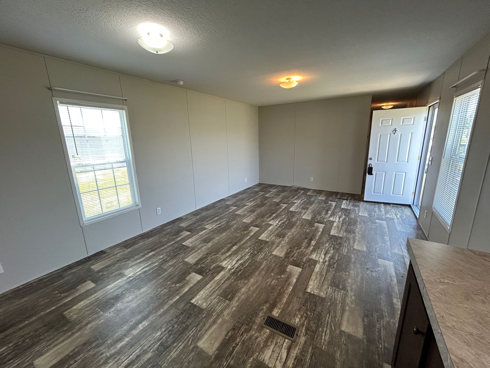 Dillon House: 1106 Victoria St