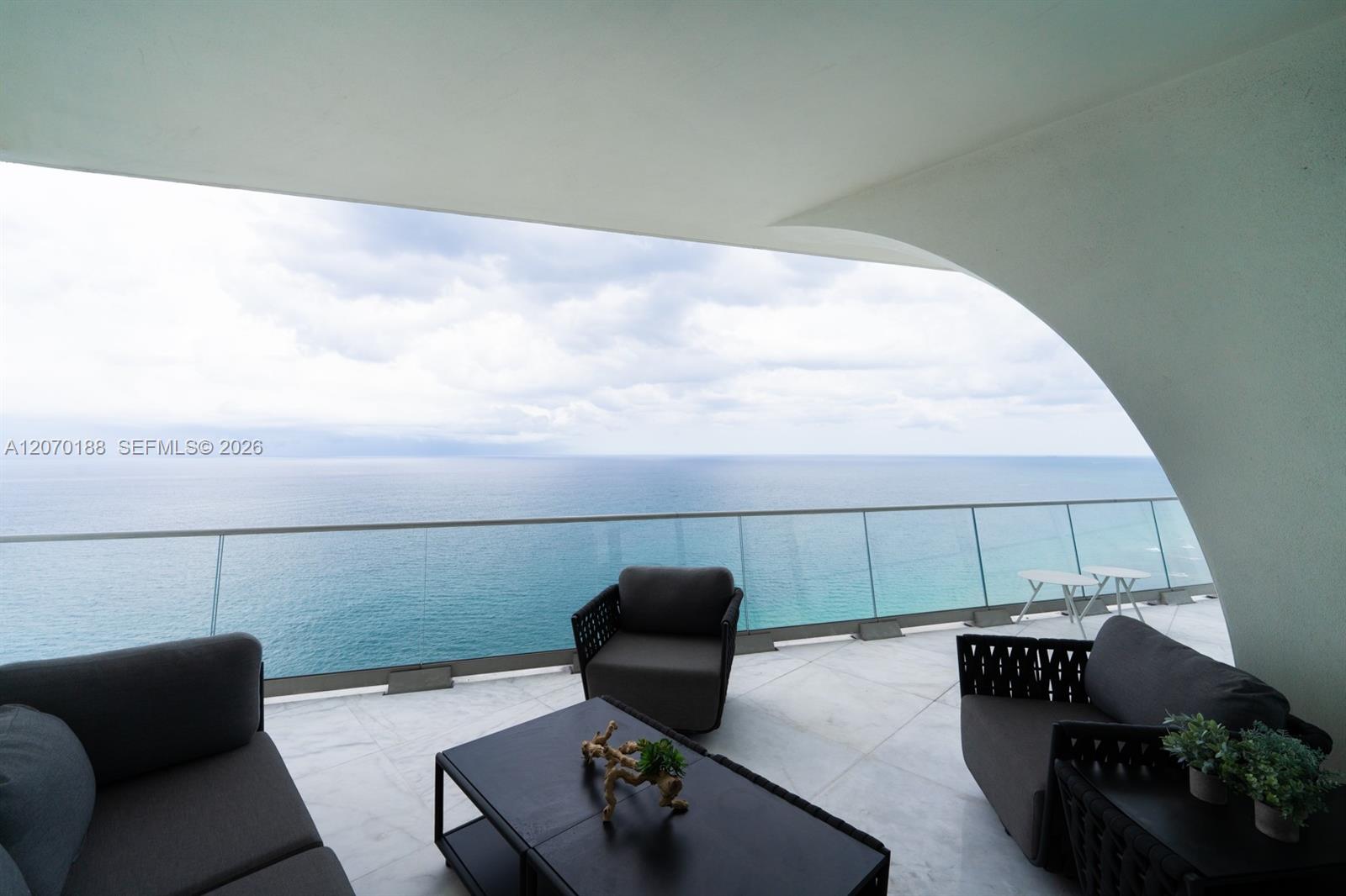 Sunny Isles Beach Condo: 16901 Collins Ave # 4201, Sunny Isles Beach FL 33160