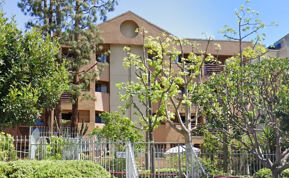 Los Angeles Condo: 732 S. Bonnie Brae
