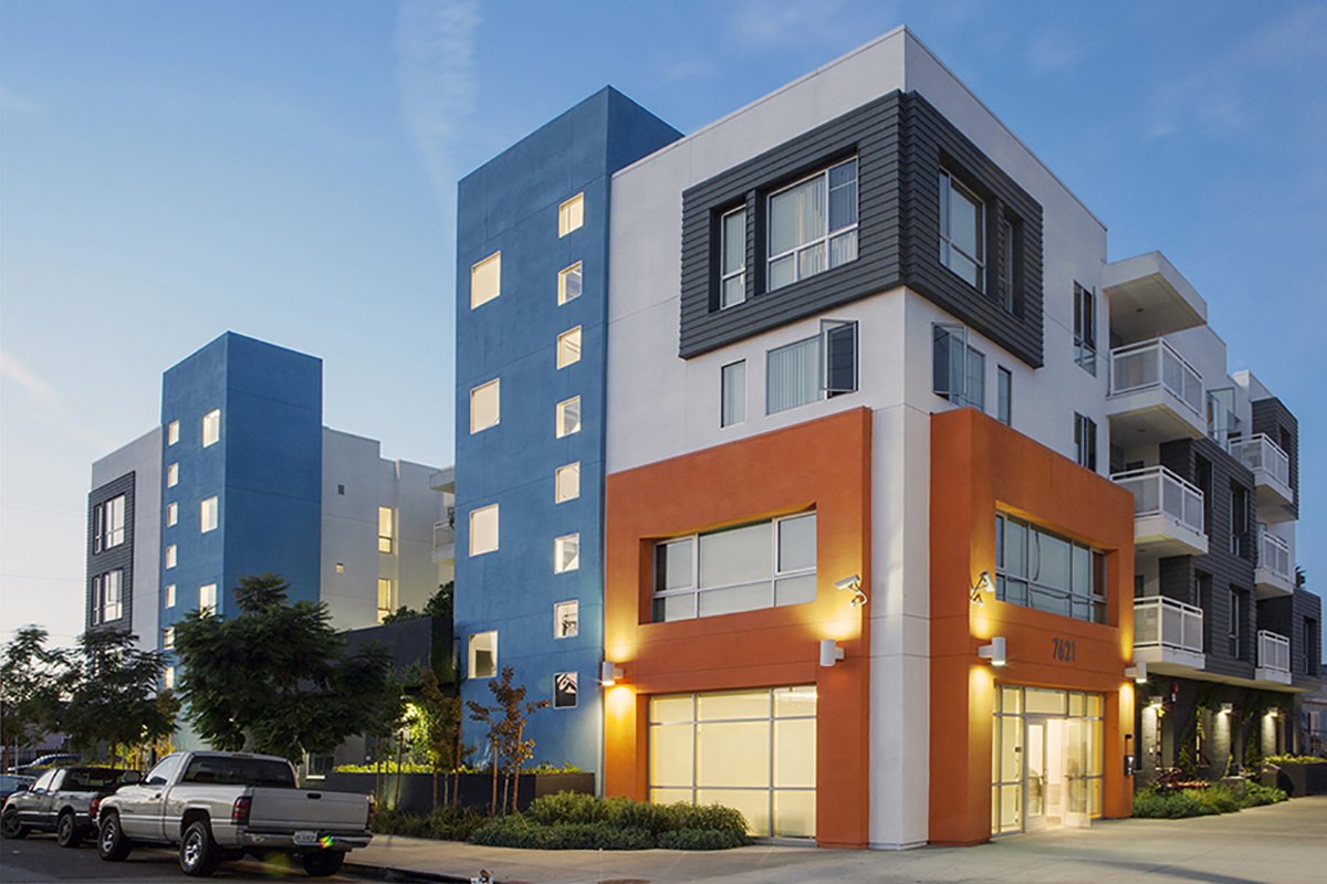 Los Angeles Condo: 7621 S. Figueroa Street