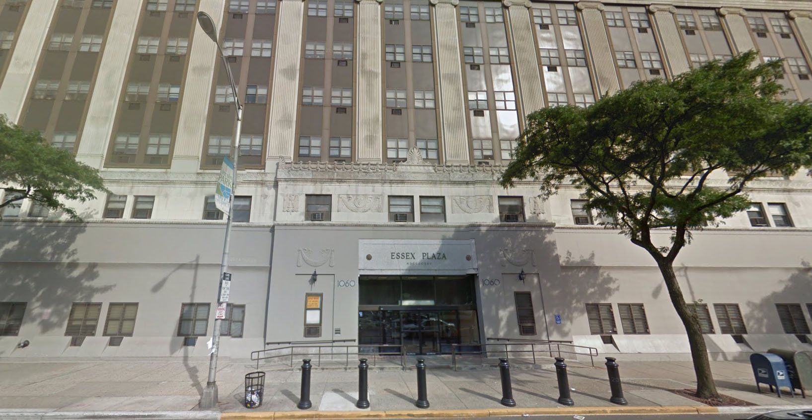 Newark Condo: 1060 Broad St.