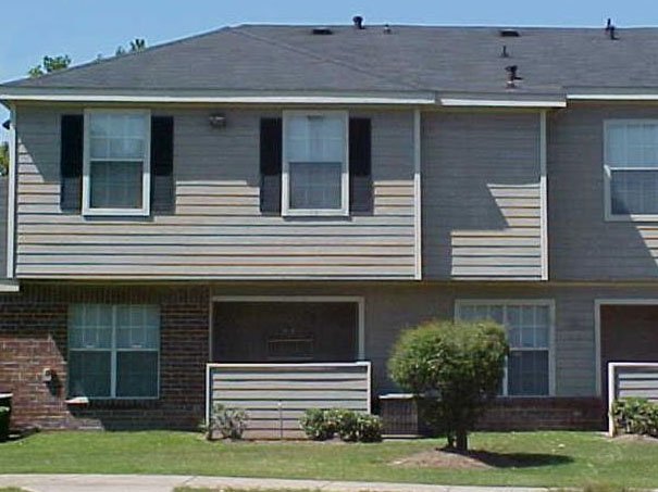 Houston Condo: 3322 Yellowstone Blvd.