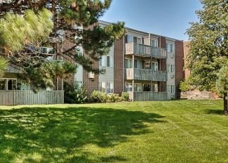 Omaha Condo: 1875 S 75th St.