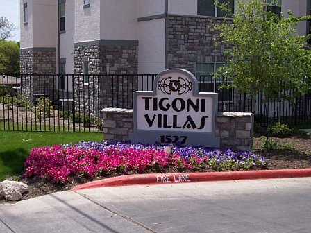 San Antonio Condo: 1527 W. Sunshine Dr.