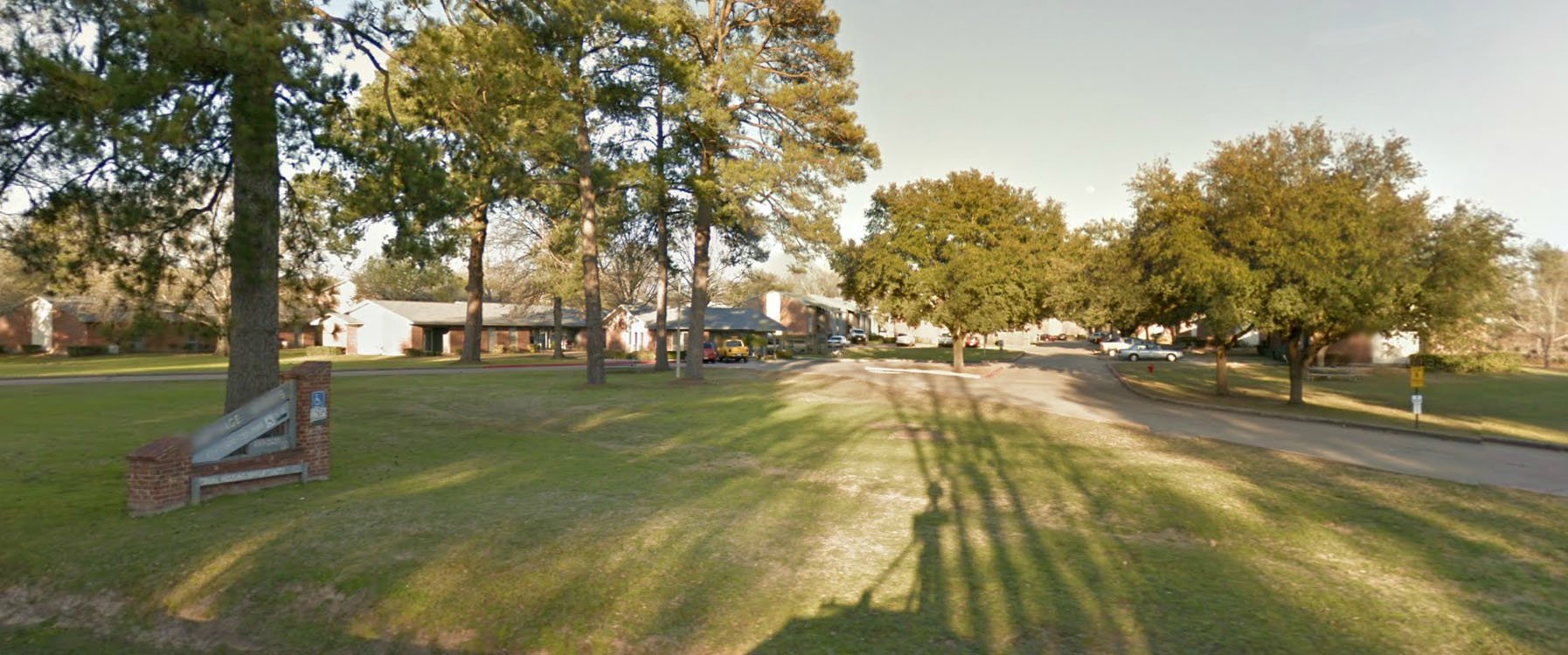Carthage Condo: 901 S. Adams