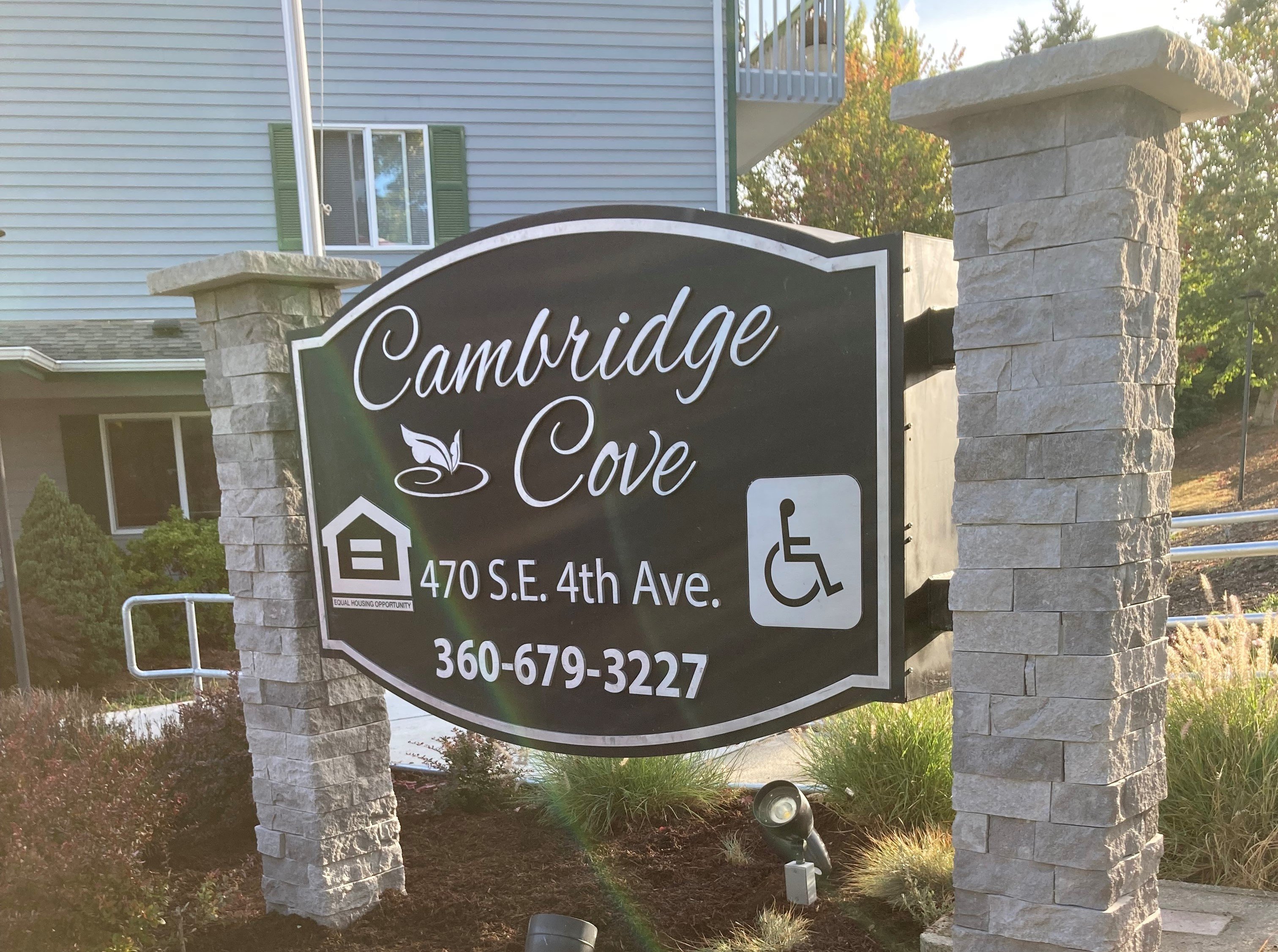 Oak Harbor Condo: 470 S.E. 4th Ave