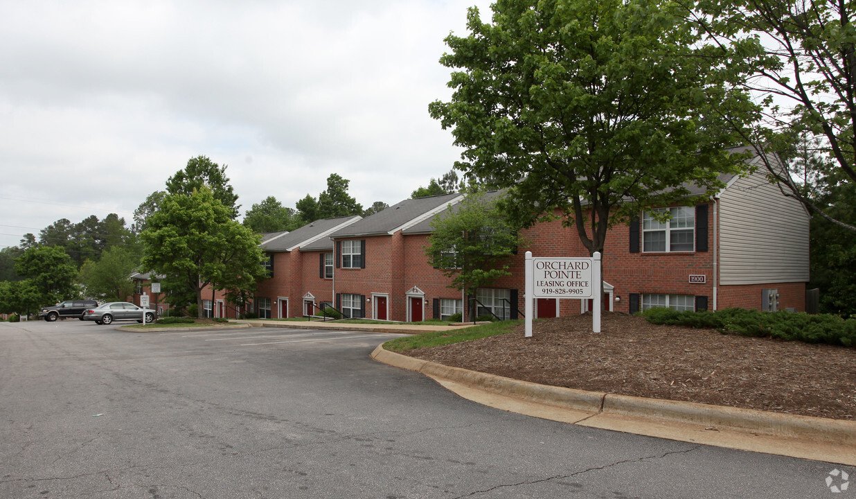 Raleigh Condo: 2021 Orchard Hollow Ln