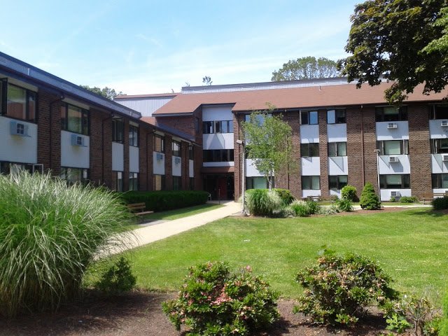 Groton Condo: 300 Brandegee Avenue