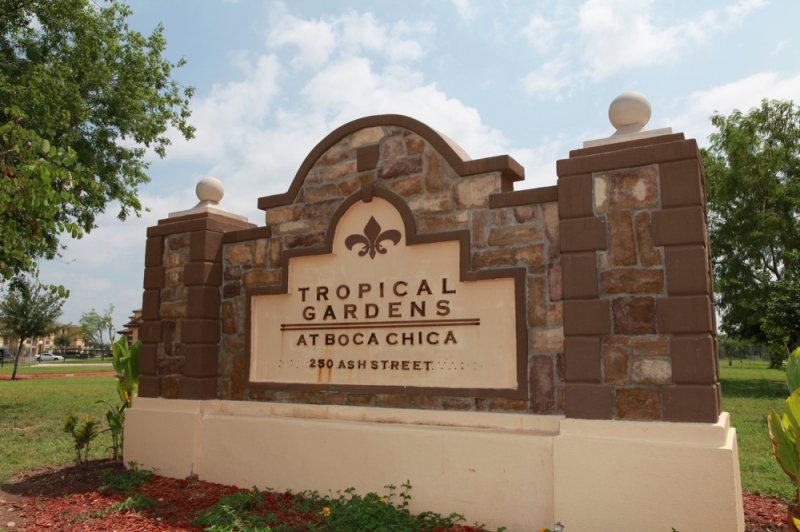 Brownsville Condo: 250 Ash St.