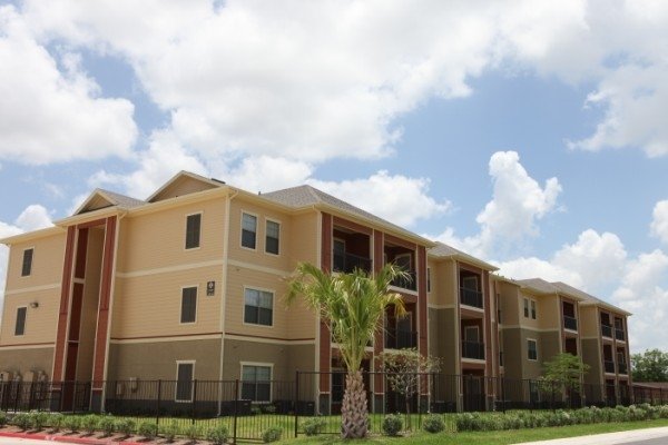 McAllen Condo: 2200 Beaumont Ave