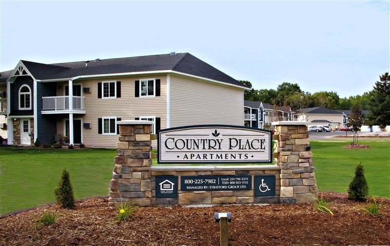 Big Rapids Condo: 815, 825, 835 Country Way