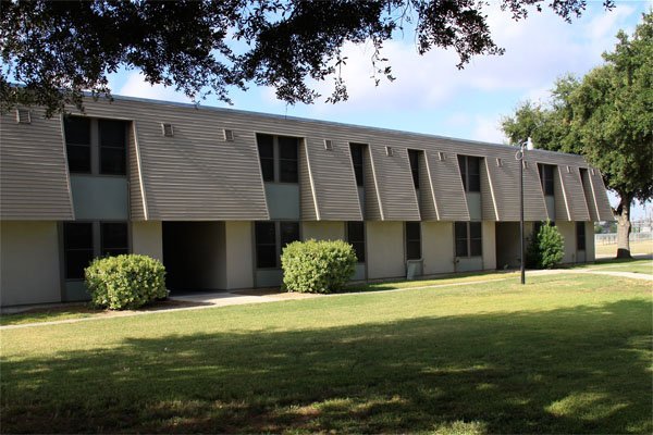 Seguin Condo: 800 North State Highway 123