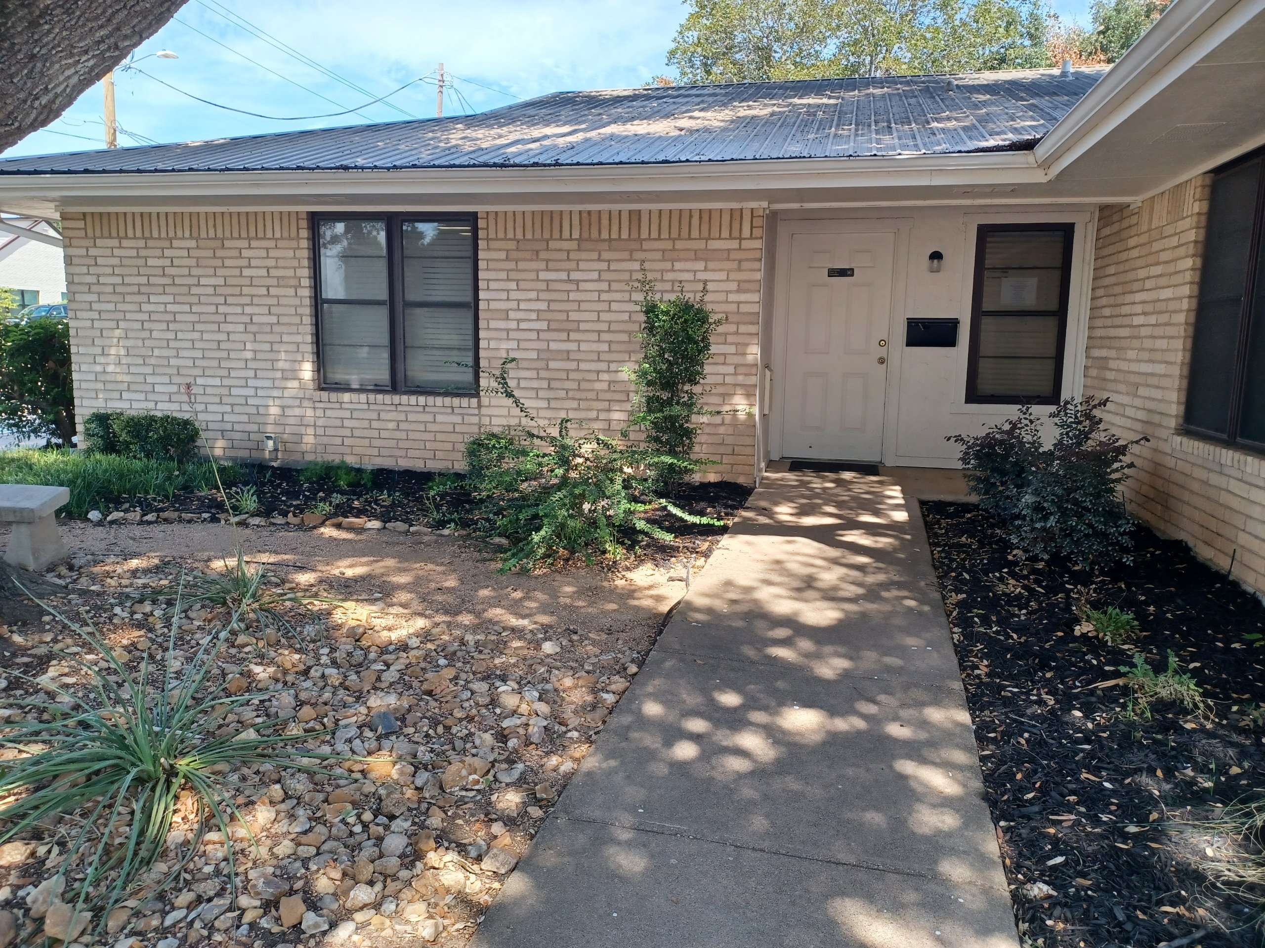 Taylor Condo: 301 Grace Lane