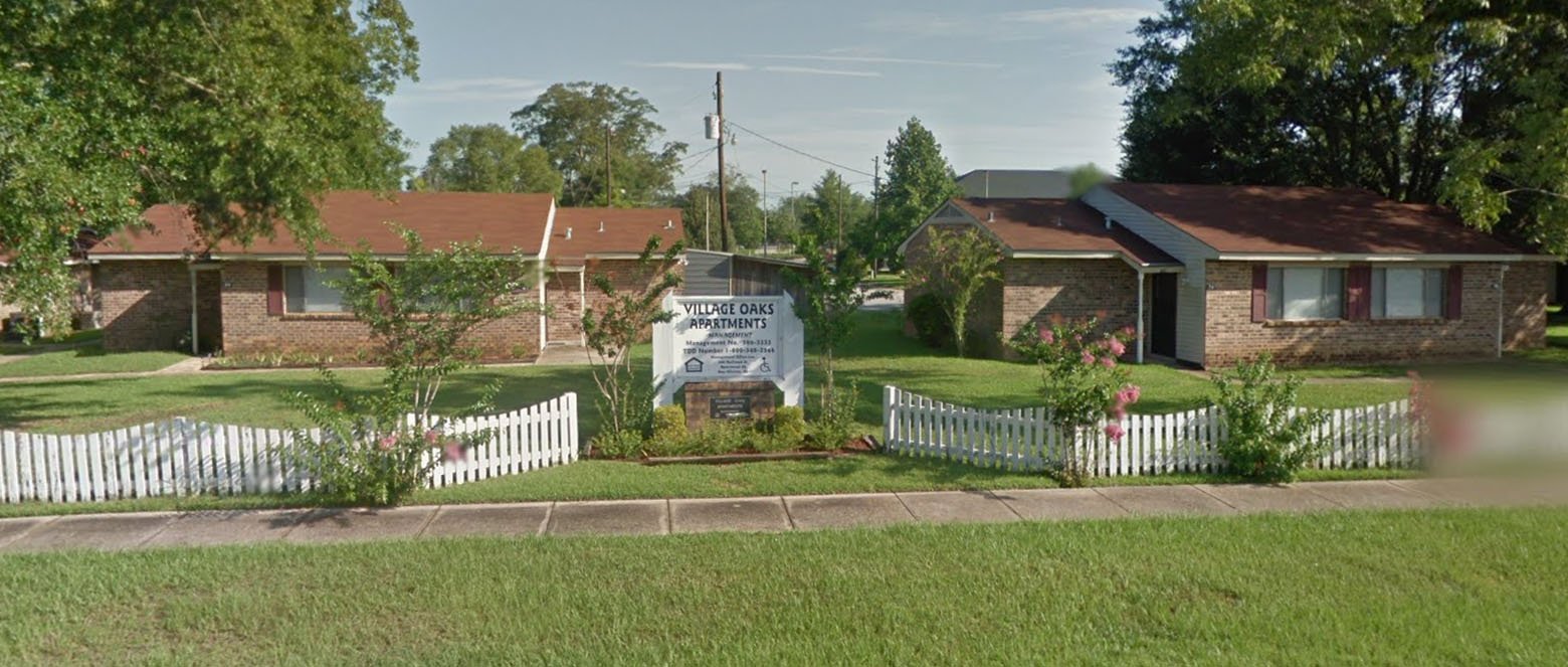 Bay Minette Condo: 300 Railroad St.
