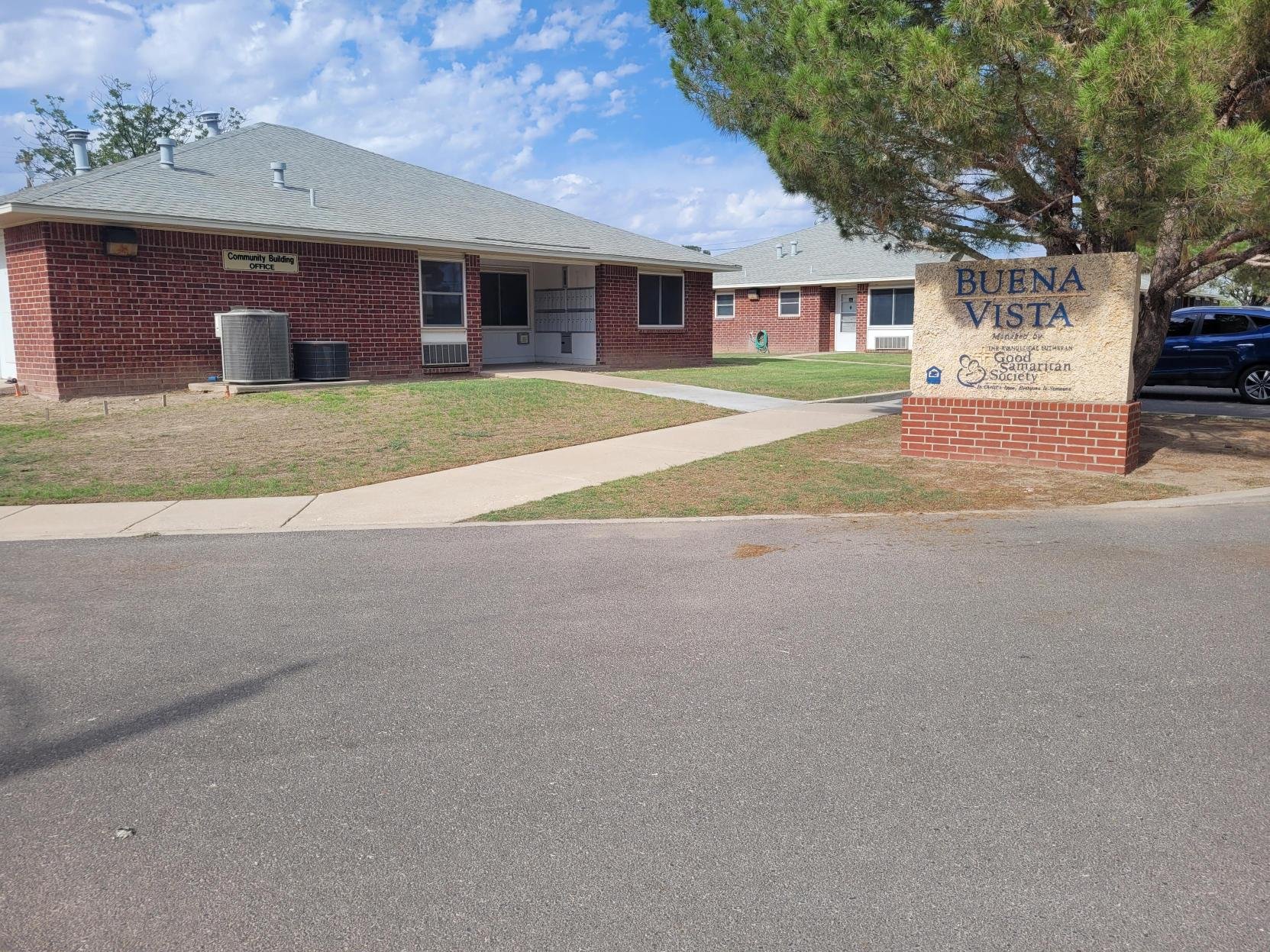 Lovington Condo: 1501 Good Samaritan Dr.