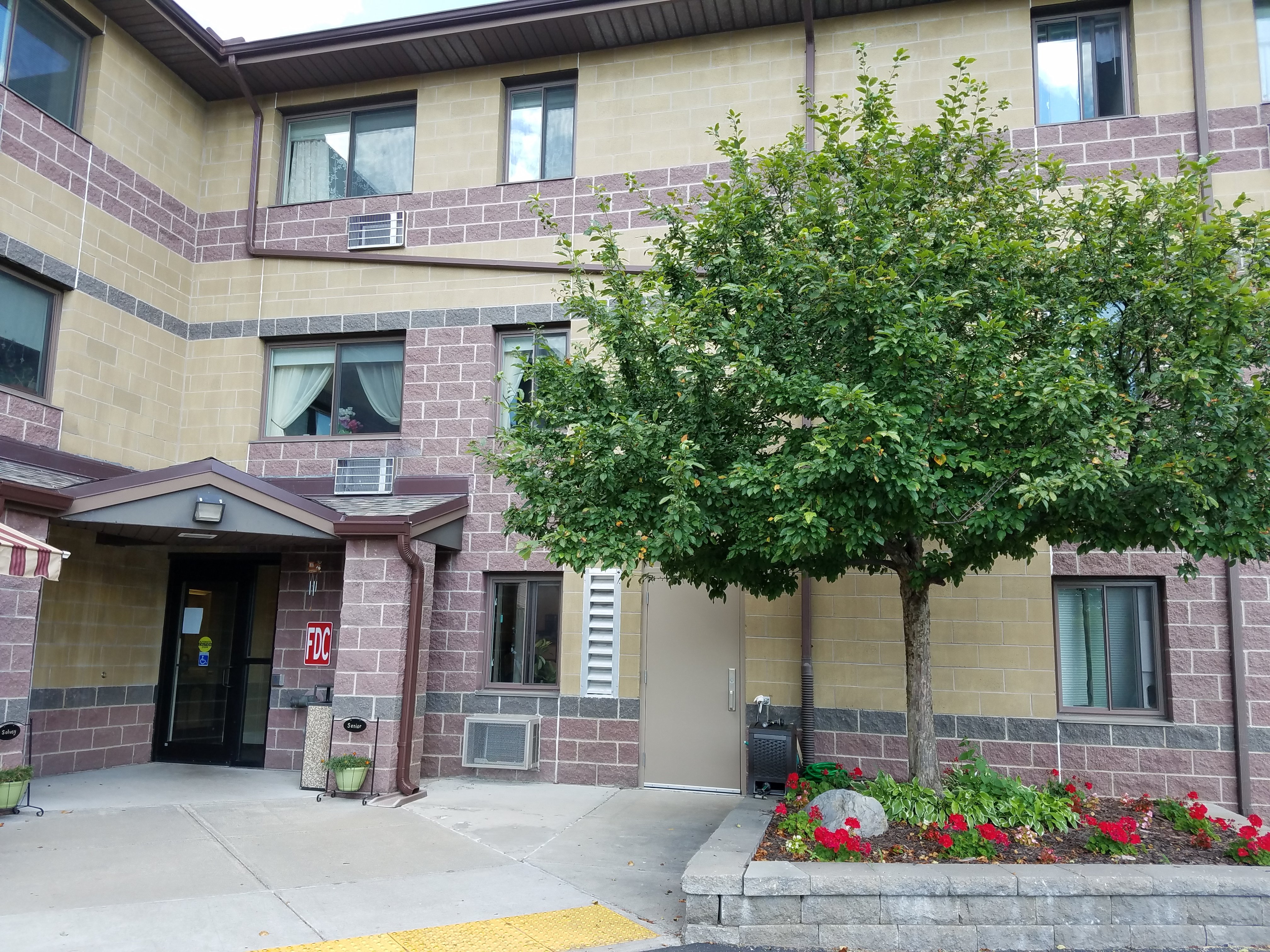 Solvay Condo: 200 Russet Lane