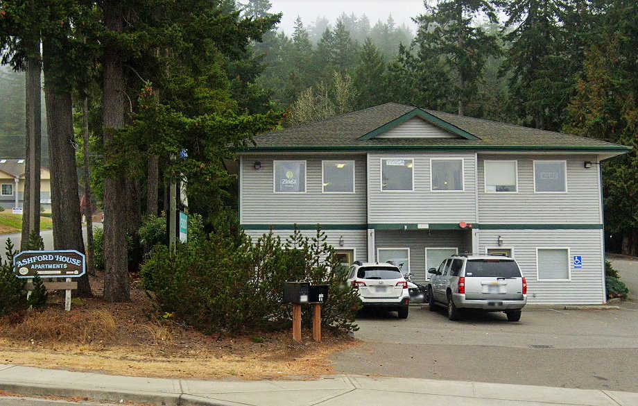 Belfair Condo: 24170 Hwy 3