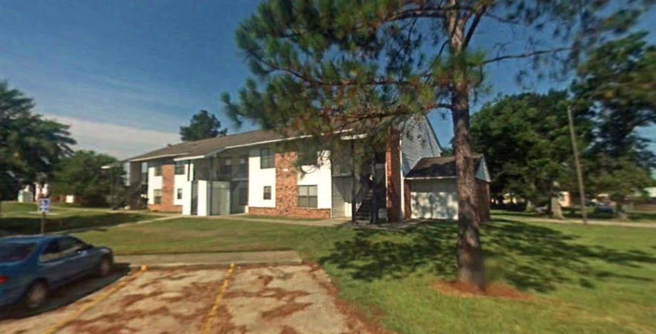 Franklin Condo: 1910 Canal Dr.