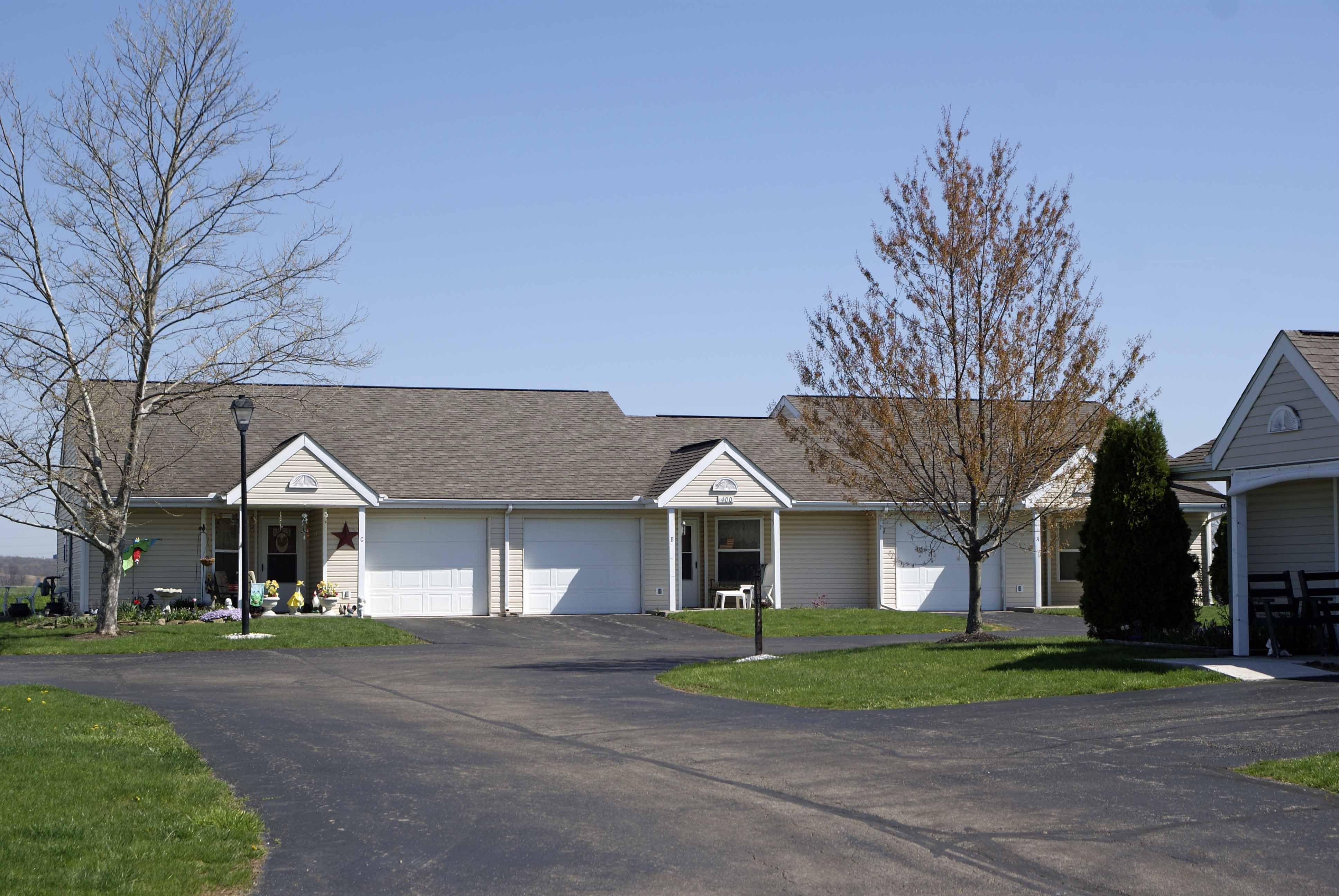 Hebron Condo: 1153C 6th St.