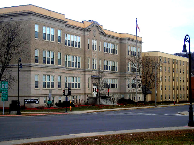 North Adams Condo: 85 Eagle Street