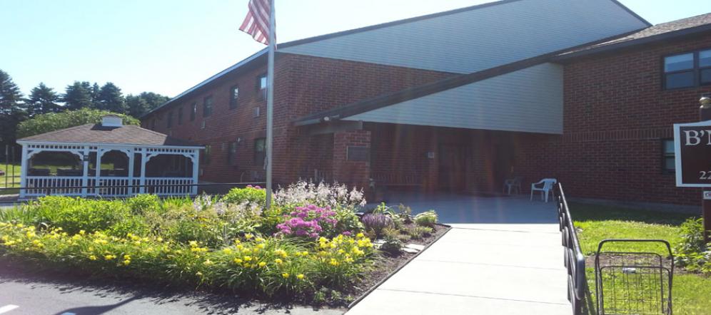 Niskayuna Condo: 22 Knolls Rd.