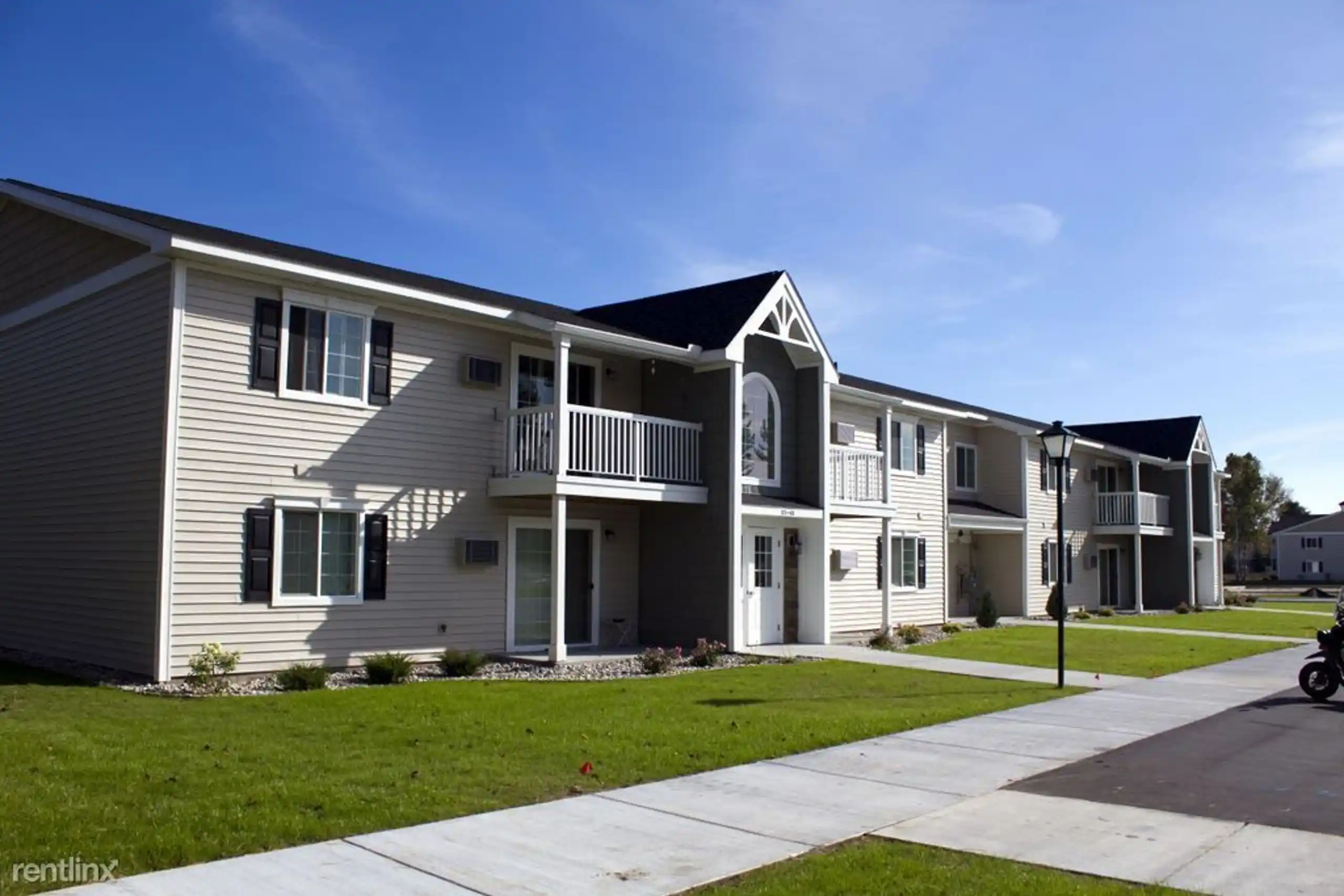 Alpena Condo: 481-491 Pine Meadow Lane, 539 & 541 Pinecrest Street