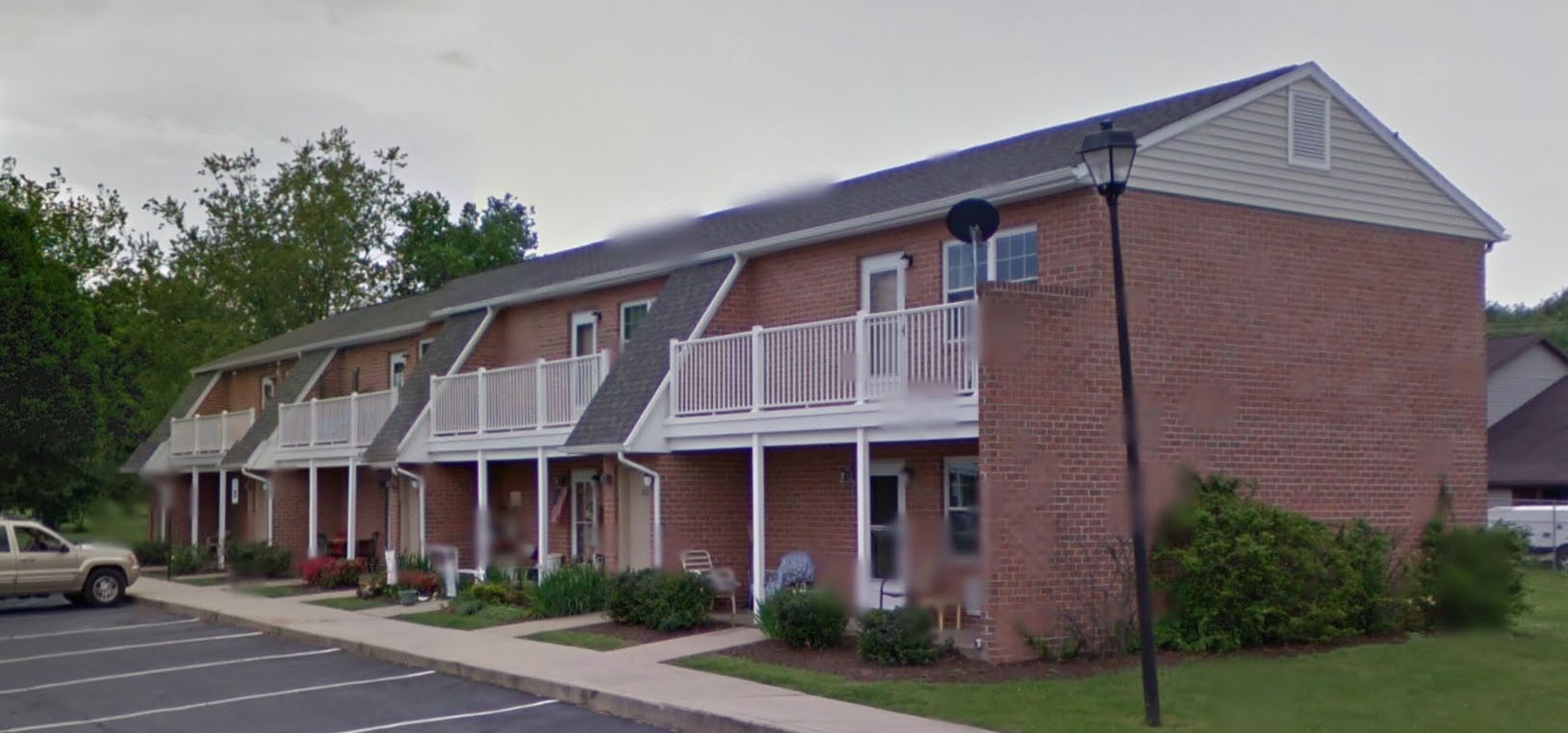 Moorefield Condo: 310 Lee Street