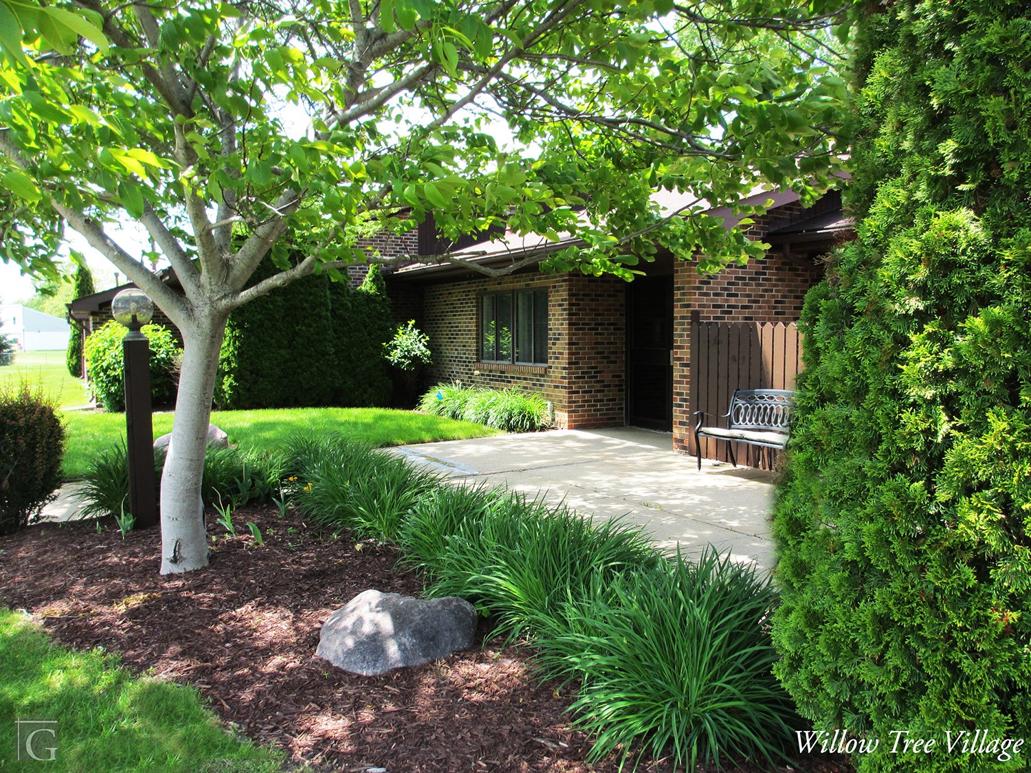 Eaton Rapids Condo: 300 S. Miller Dr.