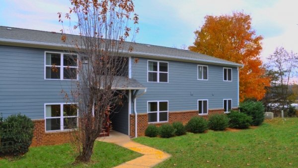 Pulaski Condo: 213 Laurel Woods