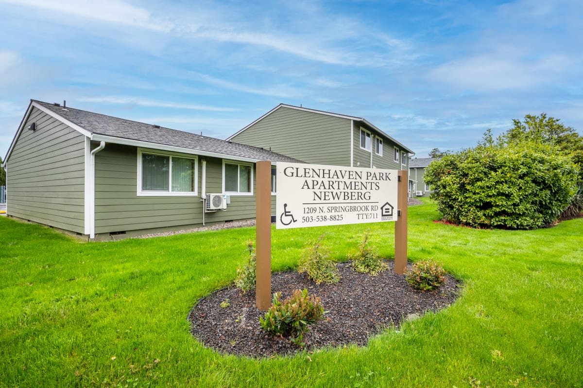 Newberg Condo: 1209 N Springbrook