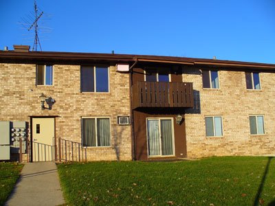 Huntley Condo: 11513 Douglas Ave.
