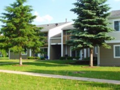 Marengo Condo: 940 Briden Drive