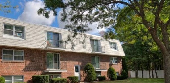 Portland Condo: 1375 Forest Ave.