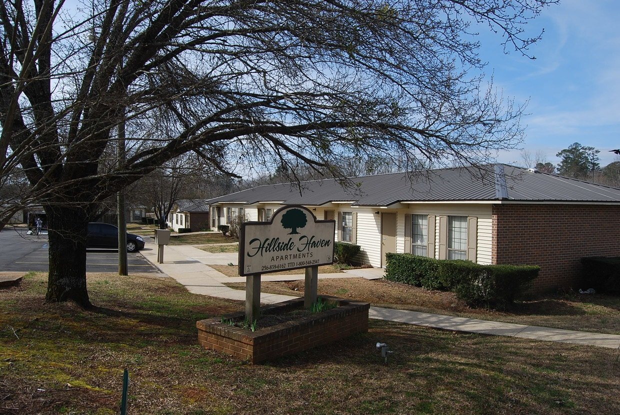 Goodwater Condo: 144 Armory Road